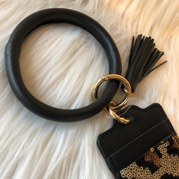 Imoshion Sequin Leopard Wristlet Card Case - Picture 4 of 5